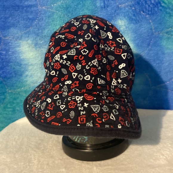 Bucket hat - Picture 2 of 5